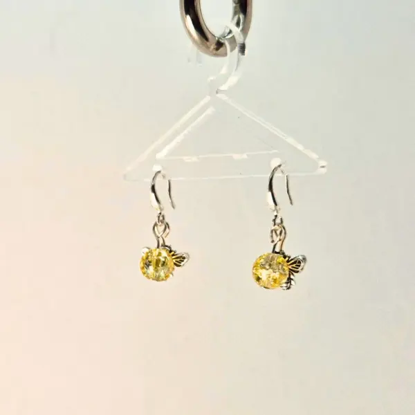 Ohrring Goldbiene – Bild 2